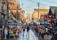 พัทยาคึกคักทะลุจุดเดือดต่างชาติ-ไทยแห่เล่นน้ำเล่นสงกรานต์แน่นซอย 7-8 แทบแตก