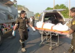 สลด! จยย.เกี่ยวกันล้ม ร่างสาว 22 กระเด็นเข้าใต้พ่วง 22 ล้อ ทับหัวเละดับสยองคาถนน