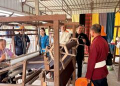 บ้านนิคมเขต 7 ขุขันธ์โชว์พลัง “บวร” รับการประเมินหมู่บ้านเข้มแข็งระดับเขต มุ่งสู่ต้นแบบ “แผ่นดินธรรม แผ่นดินทอง”