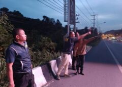 ตำรวจบุกรวบตัวโจรแสบแอบปีนป้ายอัจฉริยะริมถนนมิตรภาพ ลักตัดสายไฟสาธารณะเสียหายหนัก!