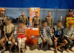 บก.จร.สกัดจับแก๊งขนแรงงานเถื่อนซุกนิสสันอัดแน่นเต็มคันรถคาด่านตรวจแอลกอฮอล์