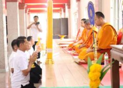 คำโตนดแตก! หลอมรวมศรัทธาทั้งตำบล แห่ถวายเทียน 17 วัด วันอาสาฬหฯ-เข้าพรรษา