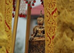 อัญเชิญ ‘พระพุทธมงคลมิ่งเมืองพล’ ขึ้นหอพระใจกลางเมืองเชื่อไหว้แล้วรุ่งงานก้าวหน้าชีวิตเป็นมงคล