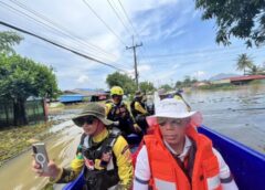 บ้านสร้างวิกฤต! น้ำท่วมหนักทุบสถิติปี 54 จมมิด 9 ตำบล ถนนถูกตัดขาดร้อยเปอร์เซ็นต์